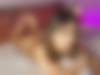 Emylie sexy body's Live Sex Cam Show