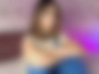 Emylie sexy body's Live Sex Cam Show