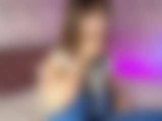 Emylie sexy body's Live Sex Cam Show