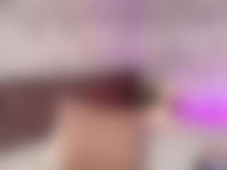 Emylie sexy body's Live Sex Cam Show