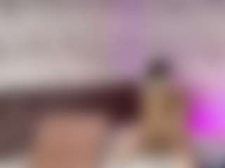 Emylie sexy body's Live Sex Cam Show