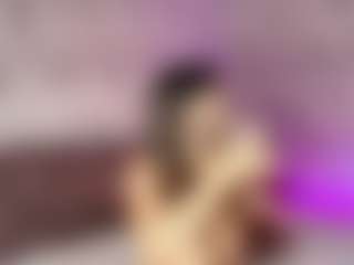 Emylie sexy body's Live Sex Cam Show