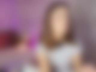 Emylie sexy body's Live Sex Cam Show