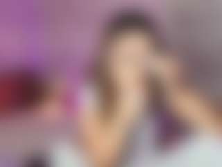 Emylie sexy body's Live Sex Cam Show