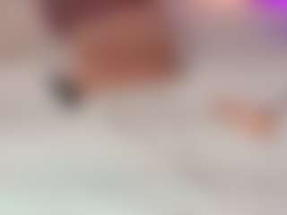 Emylie sexy body's Live Sex Cam Show