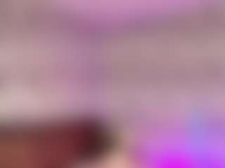 Emylie sexy body's Live Sex Cam Show