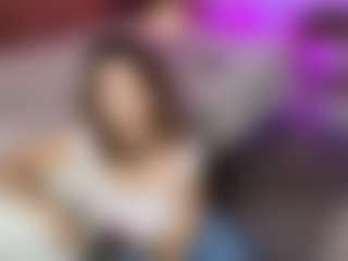 Emylie sexy body's Live Sex Cam Show