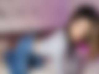 Emylie sexy body's Live Sex Cam Show