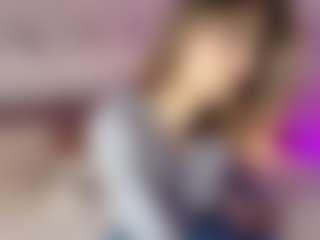 Emylie sexy body's Live Sex Cam Show
