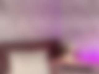 Emylie sexy body's Live Sex Cam Show