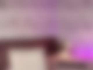 Emylie sexy body's Live Sex Cam Show