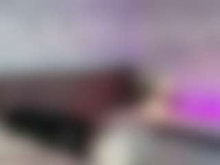 Emylie sexy body's Live Sex Cam Show