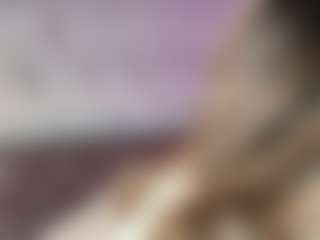 Emylie sexy body's Live Sex Cam Show