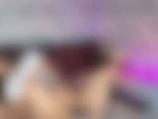 Emylie sexy body's Live Sex Cam Show