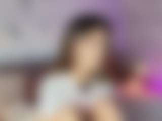 Emylie sexy body's Live Sex Cam Show