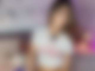Emylie sexy body's Live Sex Cam Show