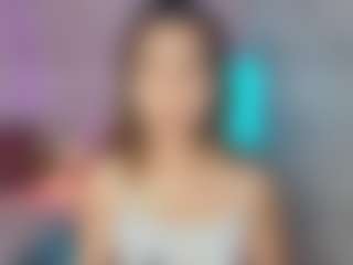 Live cam show with Emylie sexy body - Latina Petite on Dare Cams | colombia
