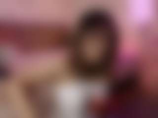 Live cam show with Emylie sexy body - Fingers on SinfulBabes