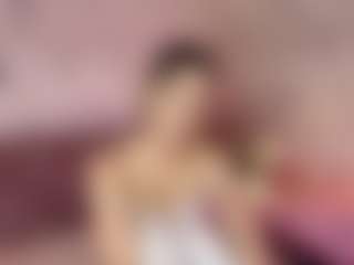 Live cam show with Emylie sexy body - Tease Teen (18+) on Chatstar