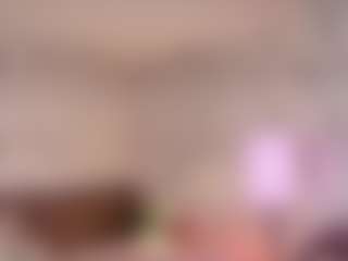 Emylie sexy body's Live Sex Cam Show