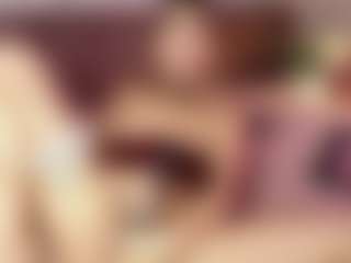 Emylie sexy body's Live Sex Cam Show