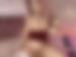 Emylie sexy body's Live Sex Cam Show