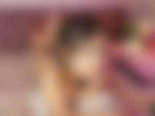 Emylie sexy body's Live Sex Cam Show