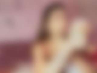 Emylie sexy body's Live Sex Cam Show