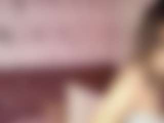 Emylie sexy body's Live Sex Cam Show