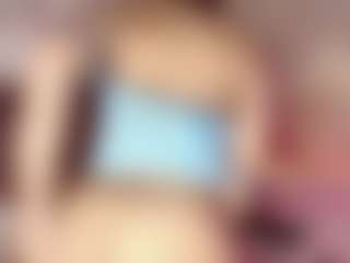 Live cam show with Emylie sexy body - Pleasure on Soda Cam