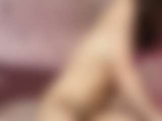 Emylie sexy body's Live Sex Cam Show