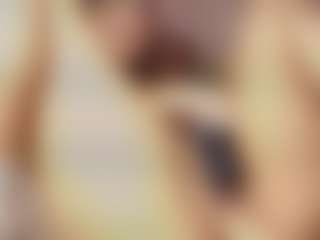 Emylie sexy body's Live Sex Cam Show