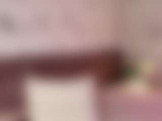 Live cam show with Emylie sexy body - Joi on Camming Site