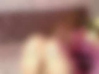 Emylie sexy body's Live Sex Cam Show