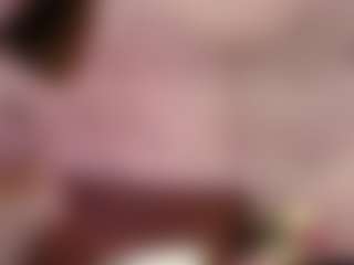 Emylie sexy body's Live Sex Cam Show