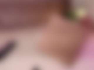 Emylie sexy body's Live Sex Cam Show