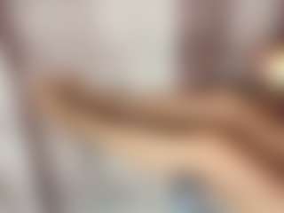 Emylie sexy body's Live Sex Cam Show
