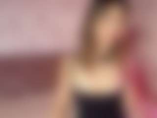 Emylie sexy body's Live Sex Cam Show