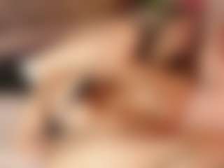 Live cam show with Emylie sexy body - Slender on Chatstar