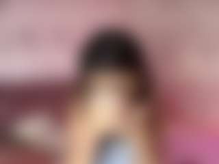 Live cam show with Emylie sexy body - Wet on Gym Cam Girls
