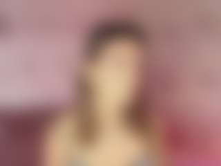Emylie sexy body's Live Sex Cam Show