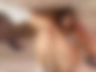 Emylie sexy body's Live Sex Cam Show