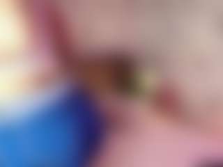 Live cam show with Emylie sexy body - Cute on CSO-WL