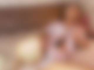 Emylie sexy body's Live Sex Cam Show