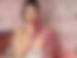 Live cam show with Emylie sexy body - Ass Bouncing on Mixed Magazine Live