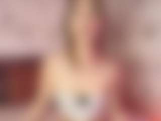 Live cam show with Emylie sexy body - Lovense Petite on StripNow