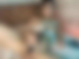 Emylie sexy body's Live Sex Cam Show
