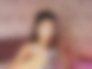 Live cam show with Emylie sexy body - Latina on liverealitysex.com