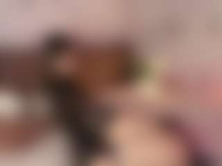 Live cam show with Emylie sexy body - Butt Plug on EXY