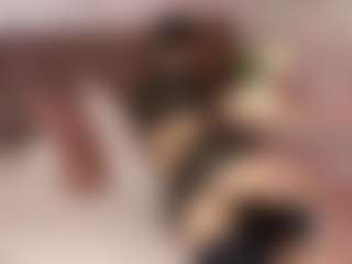 Emylie sexy body's Live Sex Cam Show